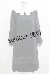 axes femme / パール使いストライプワンピース M グレー H-25-04-16-037-AX-OP-NS-ZH