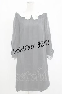 axes femme / パール使いストライプワンピース M グレー H-25-04-16-037-AX-OP-NS-ZH