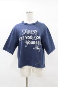 Jane Marple Dans Le Salon / Theme print side zip T-shirt  navy H-25-04-18-045-JM-TO-KB-ZH