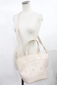 m petit by misako / AMハナパンチング2WAYバッグ  アイボリー H-25-04-19-1028-LO-BG-NS-ZH