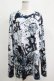 画像1: NieR Clothing / 総柄プリントロンT   H-25-04-21-1060-PU-TO-KB-ZH (1)