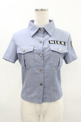 NieR Clothing / ワッペン半袖シャツ  ブルーグレー H-25-04-22-015-PU-BL-KB-ZH