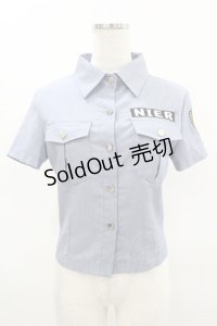 NieR Clothing / ワッペン半袖シャツ  ブルーグレー H-25-04-22-015-PU-BL-KB-ZH
