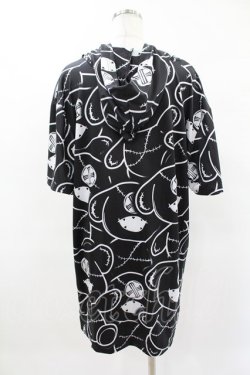 画像2: NieR Clothing / 総柄半袖プルパーカー  黒×白 H-25-04-22-028-PU-TO-KB-ZH