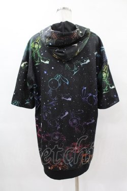 画像2: NieR Clothing / 総柄半袖ZIPパーカー  黒 H-25-04-22-040-PU-TO-KB-ZH