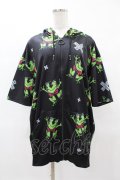 NieR Clothing / 総柄半袖ZIPパーカー  黒 H-25-04-22-041-PU-TO-KB-ZH