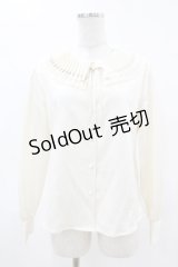 an another angelus / リボンタイ付きプリーツカラーブラウス Free OFF WHITE H-25-04-24-1040-CA-BL-NS-ZH