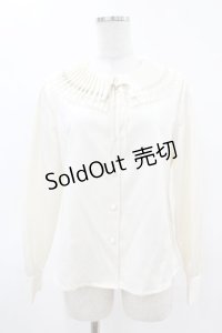 an another angelus / リボンタイ付きプリーツカラーブラウス Free OFF WHITE H-25-04-24-1040-CA-BL-NS-ZH