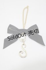 Maison de FLEUR / イニシャルリボンチャーム  ブラック H-25-04-28-061-LO-ZA-NS-ZH