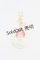 Q-pot. / ホイップ＆ストロベリーマカロンバッグチャーム   H-25-05-01-1006-QP-ZA-KB-ZH