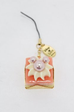 画像1: Q-pot. / ミッキーマウスのプチケーキストロベリークリームストラップ   H-25-05-01-1002-QP-ZA-KB-ZH