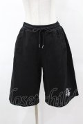 NieR Clothing / 九尾刺繍ハーフパンツ F 黒 H-25-05-01-1028-PU-PA-KB-ZH