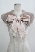 axes femme / リボンレースファーティペット  グレージュ H-25-05-01-077-AX-ZA-NS-ZH