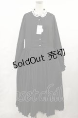 m petit by misako / レース襟プリーツワンピース LL ブラック H-25-05-02-1005-LO-OP-NS-ZH