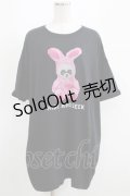 Candy Stripper / HIDE AND SEEK BIG BIG Tシャツ  黒 H-25-05-03-1017-PU-TO-KB-ZH