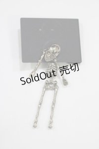 BPN / スカルピアス  シルバー H-25-05-06-077-GO-AC-KB-ZH