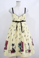 Emily Temple cute / 音符＆ネコハイウエストノースリーブワンピース  オフシロ H-25-05-06-013-ET-OP-KB-ZH