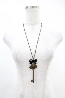 画像2: Q-pot. / Alice’s Key Necklace   H-25-05-07-1006-QP-AC-KB-ZH