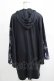 画像3: NieR Clothing / プリントZIPパーカー  黒×和柄九尾 H-25-05-08-1017-PU-TO-KB-ZH (3)