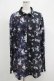 画像1: NieR Clothing / プリント切替ZIPブラウス  黒ロゴ×和柄九尾 H-25-05-08-1020-PU-BL-KB-ZH (1)