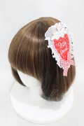 Nile Perch / ワッペン バレッタ&ブローチ   レッド H-25-05-08-003-LO-AC-NS-ZH