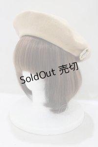 LIZ LISA / カメオブローチ付きベレー  ベージュ H-25-05-12-078-LO-AC-NS-ZH