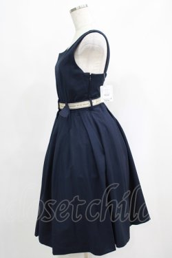 画像2: Fi.n.t / ロゴテープベルト使いジャンスカ Free NAVY H-25-05-12-013-CA-OP-NS-ZH
