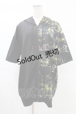 画像1: NieR Clothing / プリント切替半袖ZIPパーカー  黒 H-25-05-13-1065-PU-TO-KB-ZH
