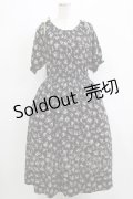 F&A / 小花柄オフショルワンピース Free ブラック H-25-05-13-012-LO-OP-NS-ZH