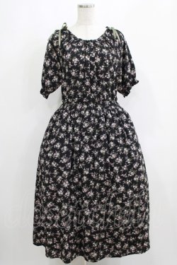 画像1: F&A / 小花柄オフショルワンピース Free ブラック H-25-05-13-012-LO-OP-NS-ZH