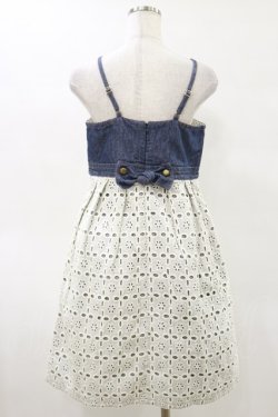 画像2: Shirley Temple / カットワークデニムワンピース 160 ブルー×オフホワイト H-25-05-17-071-ET-OP-KB-ZH