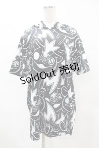 NieR Clothing / 総柄半袖プルパーカー  黒×白 H-25-05-19-1045-PU-TO-KB-ZH