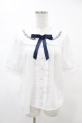Amavel / メッセージカラーフリルブラウス FREE オフ/ネイビー H-25-05-20-1046-CA-BL-NS-ZH