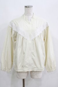 Fi.n.t / レース使いウィンドブレーカー Free IVORY H-25-05-21-055-CA-TO-NS-ZH