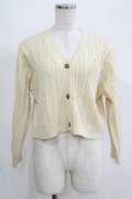 Fi.n.t / モノグラムロゴ刺繍ケーブルニットカーディガン Free IVORY H-25-05-21-066-CA-TO-NS-ZH