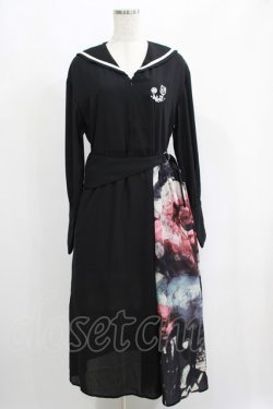 画像1: NieR Clothing / プリント切替ワンピース  黒 H-25-05-22-017-PU-OP-KB-ZH