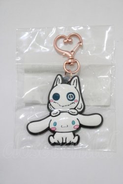 画像1: NieR Clothing / ラバーキーホルダー  シナモロール H-25-05-25-036-PU-ZA-KB-ZH