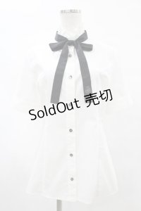 MIHO MATSUDA / フリルスタンドカラー半袖ブラウス  白 H-25-05-28-1040-GO-BL-KB-ZH