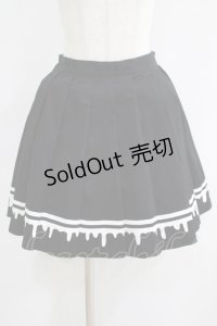 LISTEN FLAVOR / メルティーラインプリーツスカート  ブラック H-25-06-07-017-PU-SK-KB-ZH