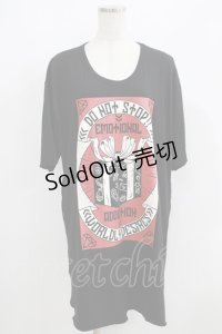 HELL CAT PUNKS / EMOTIONAL ADDICTION BIGTシャツ F 黒 H-25-06-08-025-PU-TO-KB-ZH