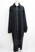alice auaa / クロスチャームロングZIPジャケット  黒 H-25-06-09-1027-AA-JA-KB-ZT0611H