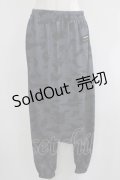 NieR Clothing / 総柄プリントサルエルパンツ F グレー H-25-06-09-1031-PU-PA-KB-ZH