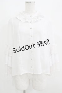axes femme kawaii / 3段フリル姫袖ブラウス M オフ H-25-06-10-035-AX-BL-NS-ZH