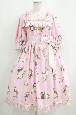画像1: metamorphose / 【プラスサイズ】椿爛漫〜ねこのかくれんぼ〜 ワンピース プラスサイズ 撫子色 H-25-06-12-1001-ME-OP-NS-ZH
