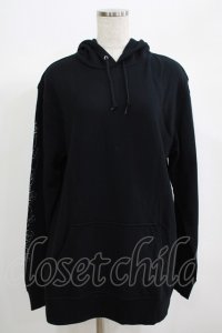 NieR Clothing / プリントプルパーカー  黒 H-25-06-24-045-PU-TO-KB-ZH