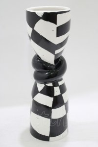 KILL STAR / TWISTED TALL VASE   H-25-06-26-079-SL-ZA-KB-ZH