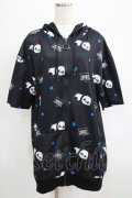 NieR Clothing / 総柄ZIP半袖パーカー F 黒 H-25-06-27-1056-PU-TO-KB-ZH
