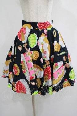 画像1: MILK / ケーキプリントスカート  ブラック H-25-06-27-1010-ML-SK-KB-ZH