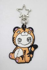 画像1: NieR CLOTHING / ラバーキーホルダー   H-25-06-28-1056-PU-ZA-KB-ZH (1)