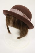 axes femme / パール付きリボンボーラー帽  ブラウン H-25-06-29-033-AX-AC-NS-ZH